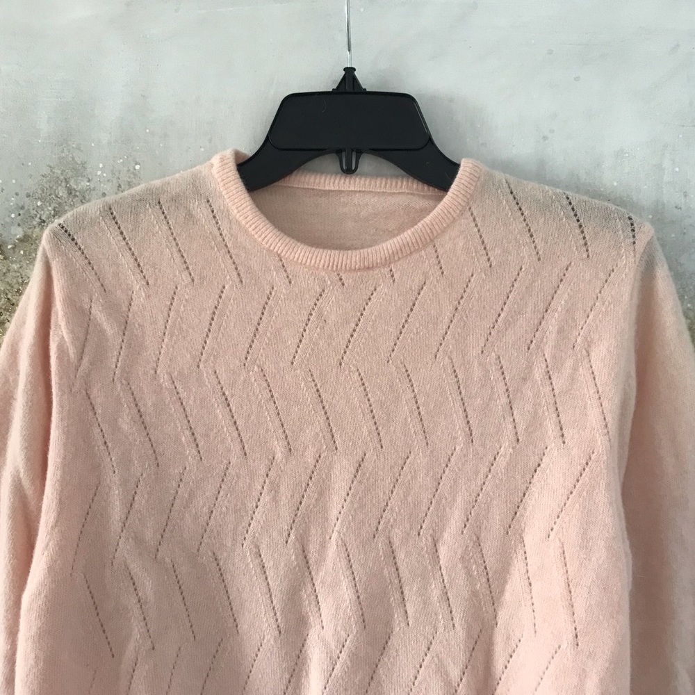 🇮🇹 Italian Wool Sweater - Picture 5 of 8